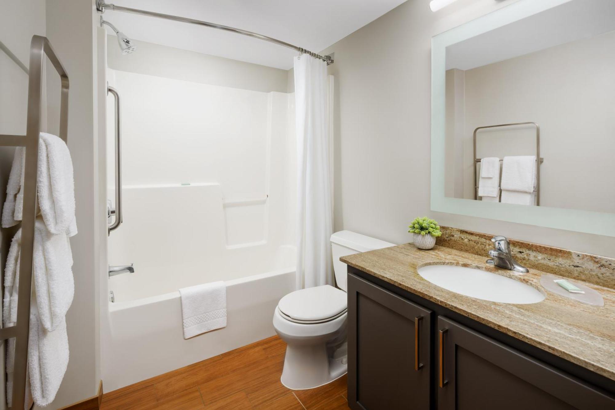 Towneplace Suites Philadelphia Horsham Extérieur photo